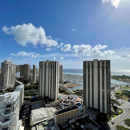 Ala Moana Hotel 31St Floor Гонолулу Экстерьер фото